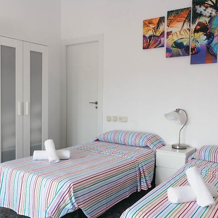 Atico Con Terraza Y Vistas Apartman Málaga Kültér fotó