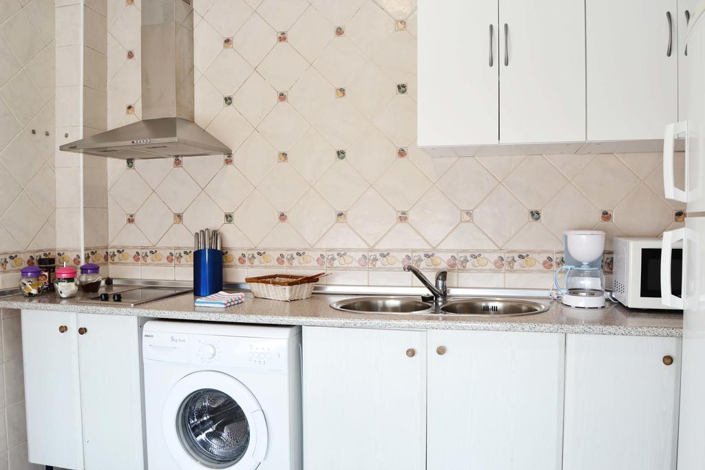 Atico Con Terraza Y Vistas Apartman Málaga Szoba fotó